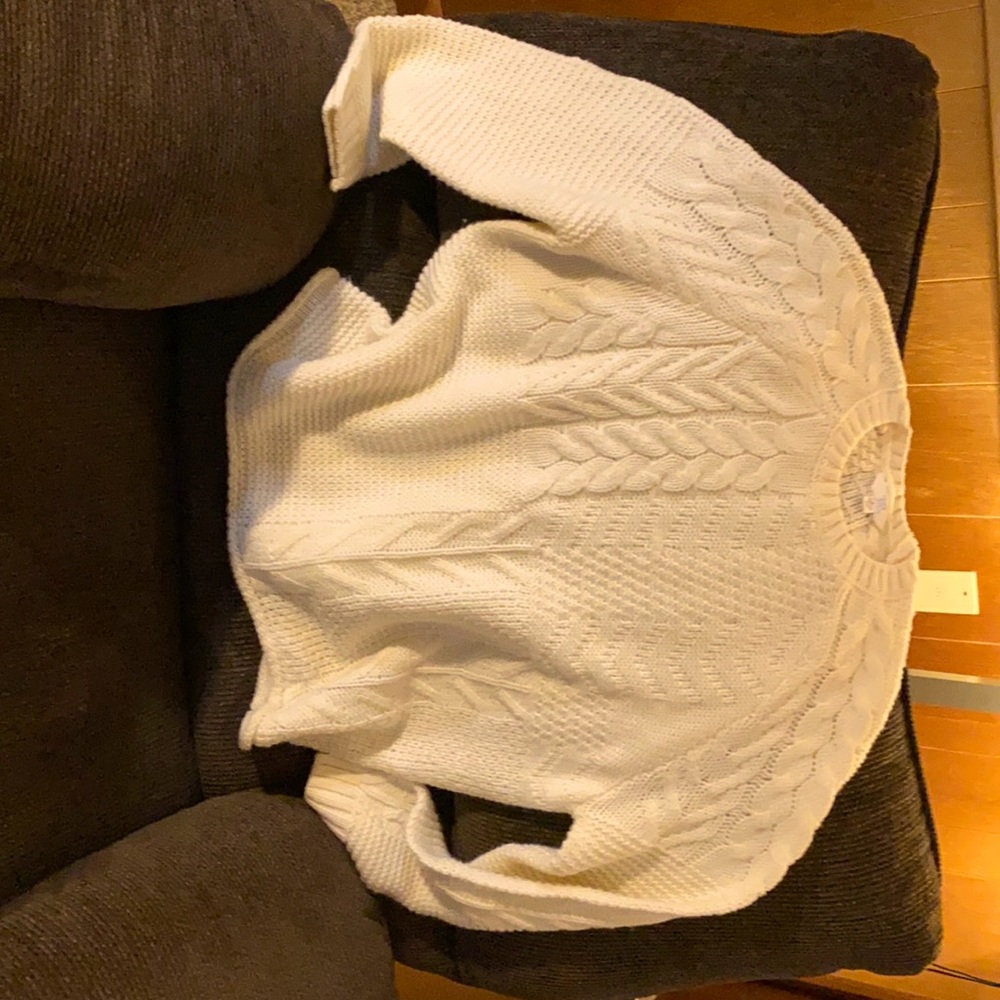 Large women’s Time and True Sweater